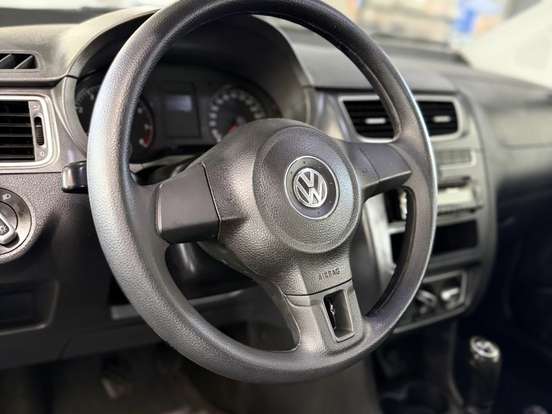VOLKSWAGEN-FOX-1.6 MI 8V FLEX 4P MANUAL VOLKSWAGEN-FOX-2014