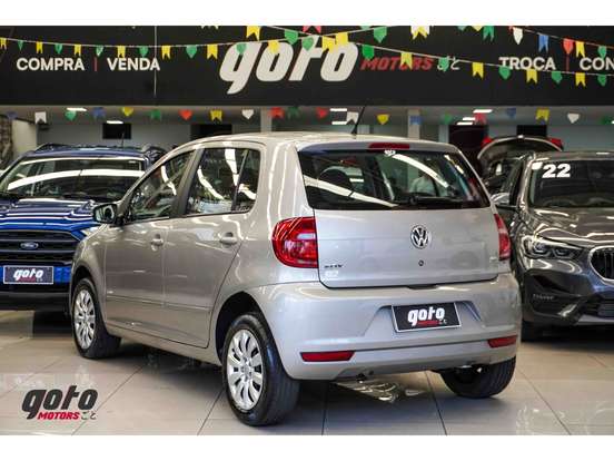 VOLKSWAGEN-FOX-2013