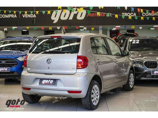 VOLKSWAGEN-FOX-2013