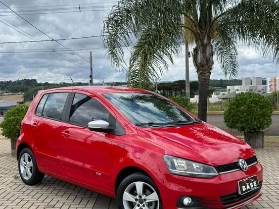 VOLKSWAGEN-FOX-1.6 MI ROCK IN RIO 8V FLEX 4P MANUAL VOLKSWAGEN-FOX-2015