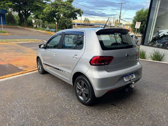 VOLKSWAGEN-FOX-1.6 MSI RUN 8V FLEX 4P MANUAL VOLKSWAGEN-FOX-2017