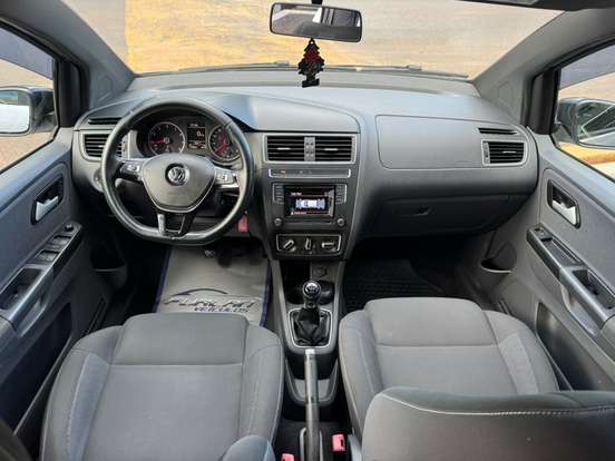 VOLKSWAGEN-FOX-1.6 MSI RUN 8V FLEX 4P MANUAL VOLKSWAGEN-FOX-2017