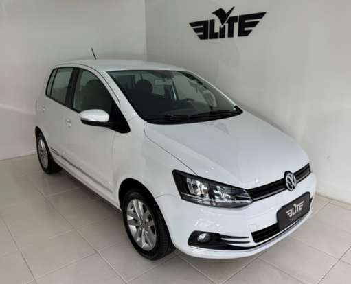 VOLKSWAGEN-FOX-2017