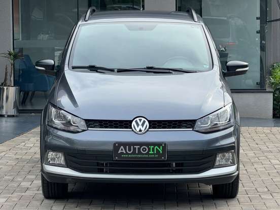 VOLKSWAGEN-FOX-2021