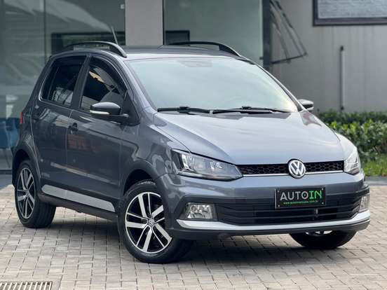 VOLKSWAGEN-FOX-2021