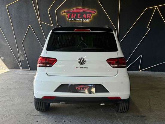 VOLKSWAGEN-FOX-2018