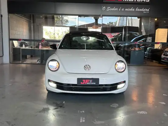 VOLKSWAGEN-FUSCA-2012