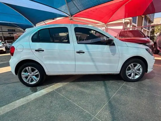 VOLKSWAGEN-GOL-1.0 12V MPI TOTALFLEX 4P MANUAL VOLKSWAGEN-GOL-2022