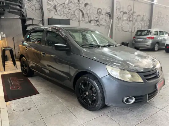VOLKSWAGEN-GOL-2010