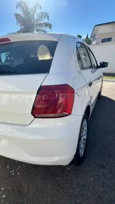VOLKSWAGEN-GOL-2021