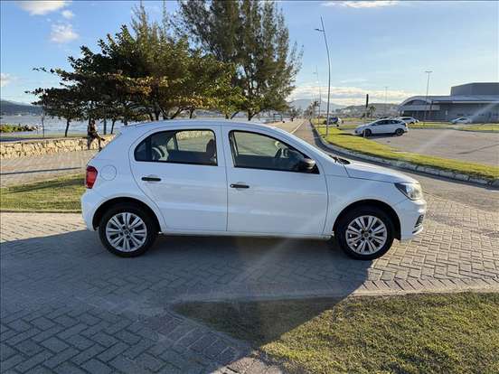 VOLKSWAGEN-GOL-1.0 12V MPI TOTALFLEX 4P MANUAL VOLKSWAGEN-GOL-2022