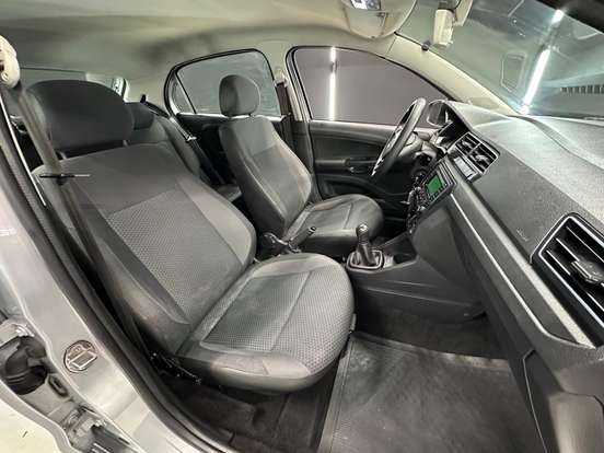 VOLKSWAGEN-GOL-1.0 12V MPI TOTALFLEX 4P MANUAL VOLKSWAGEN-GOL-2023