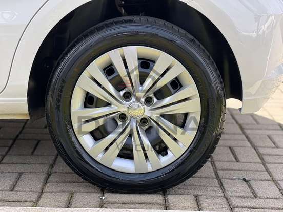 VOLKSWAGEN-GOL-1.0 12V MPI TOTALFLEX 4P MANUAL VOLKSWAGEN-GOL-2022