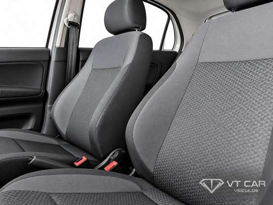 VOLKSWAGEN-GOL-2022