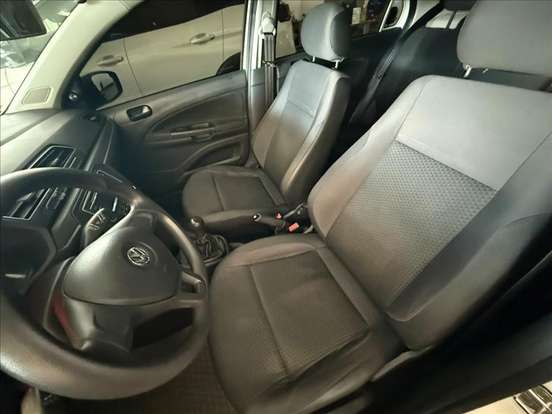 VOLKSWAGEN-GOL-2022