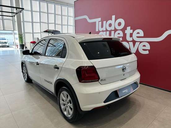 VOLKSWAGEN-GOL-2017