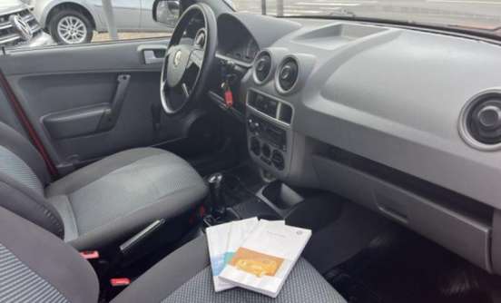 VOLKSWAGEN-GOL-1.0 MI 8V FLEX 4P MANUAL G.IV VOLKSWAGEN-GOL-2013