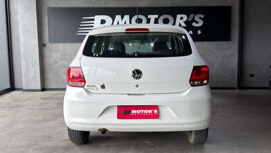 VOLKSWAGEN-GOL-2015