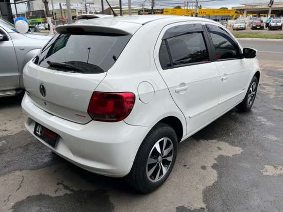 VOLKSWAGEN-GOL-2014