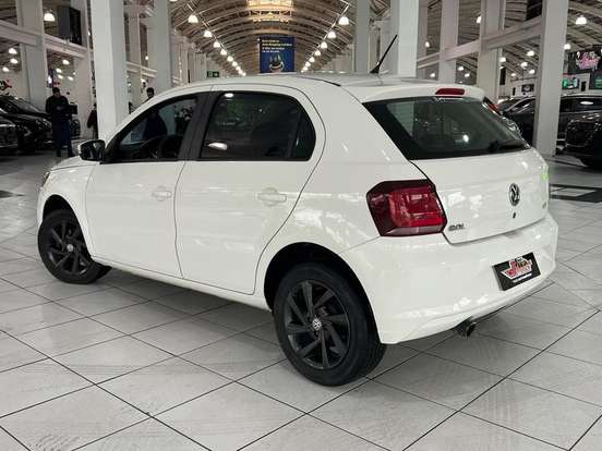 VOLKSWAGEN-GOL-2018