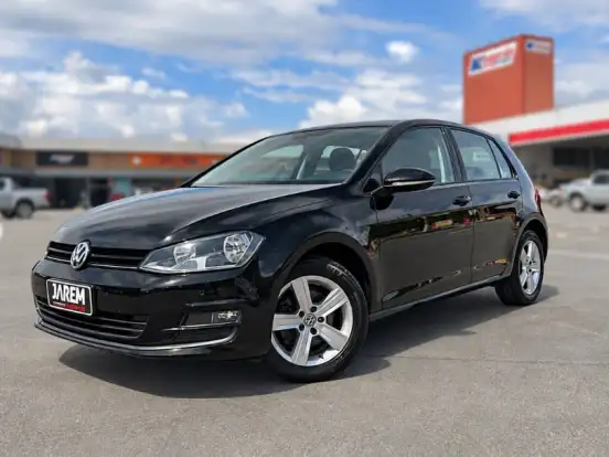 VOLKSWAGEN-GOLF-1.4 TSI COMFORTLINE 16V GASOLINA 4P AUTOMÁTICO VOLKSWAGEN-GOLF-2015