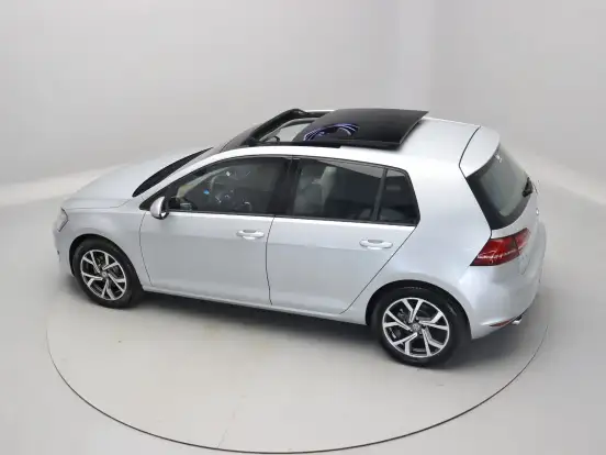 VOLKSWAGEN-GOLF-1.4 TSI HIGHLINE 16V GASOLINA 4P AUTOMÁTICO VOLKSWAGEN-GOLF-2015