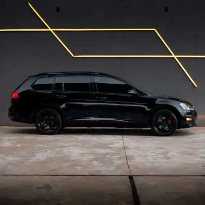 VOLKSWAGEN-GOLF-2016