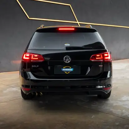 VOLKSWAGEN-GOLF-2016