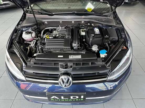 VOLKSWAGEN-GOLF-2017