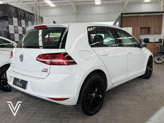 VOLKSWAGEN-GOLF-1.4 TSI HIGHLINE 16V GASOLINA 4P AUTOMÁTICO VOLKSWAGEN-GOLF-2014