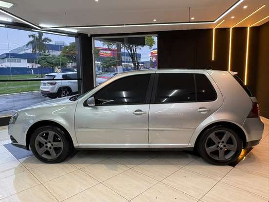 VOLKSWAGEN-GOLF-1.6 MI SPORTLINE 8V FLEX 4P MANUAL VOLKSWAGEN-GOLF-2009