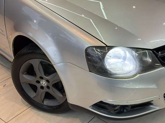 VOLKSWAGEN-GOLF-1.6 MI SPORTLINE 8V FLEX 4P MANUAL VOLKSWAGEN-GOLF-2009