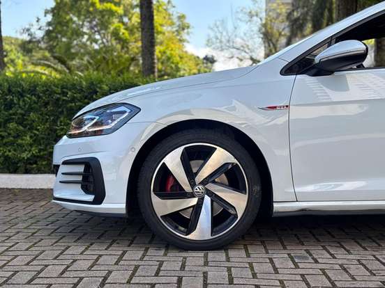 VOLKSWAGEN-GOLF-2.0 350 TSI GASOLINA GTI DSG VOLKSWAGEN-GOLF-2019