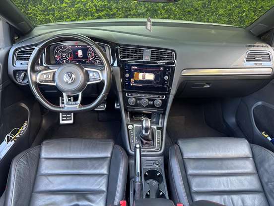 VOLKSWAGEN-GOLF-2019