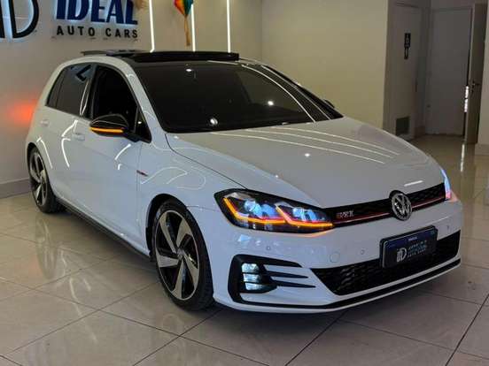 VOLKSWAGEN-GOLF-2019