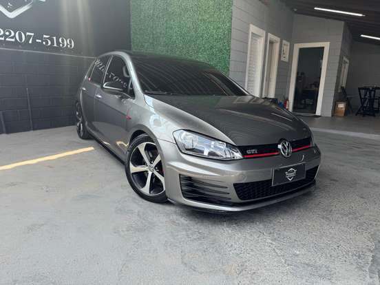 VOLKSWAGEN-GOLF-2013