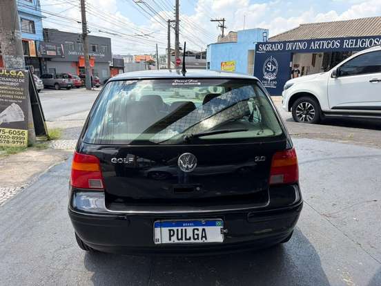 VOLKSWAGEN-GOLF-2003
