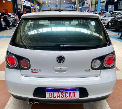 VOLKSWAGEN-GOLF-2012