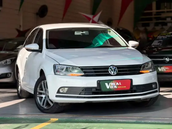 VOLKSWAGEN JETTA 1.4 16V TSI COMFORTLINE GASOLINA 4P TIPTRONIC