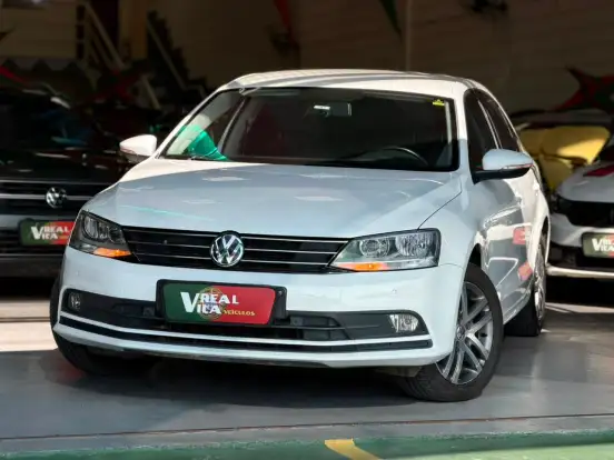 VOLKSWAGEN-JETTA-2016