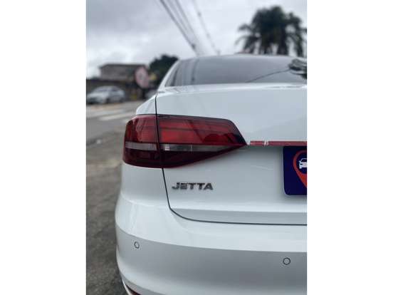 VOLKSWAGEN-JETTA-1.4 16V TSI TRENDLINE GASOLINA 4P TIPTRONIC VOLKSWAGEN-JETTA-2016