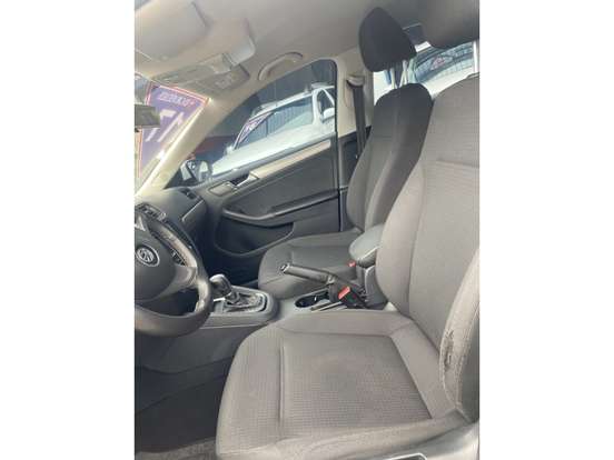 VOLKSWAGEN-JETTA-2016