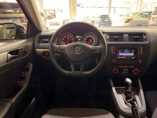 VOLKSWAGEN-JETTA-2016