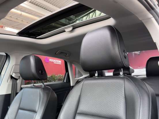 VOLKSWAGEN-JETTA-2019