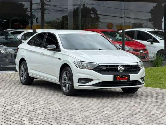 VOLKSWAGEN-JETTA-2018