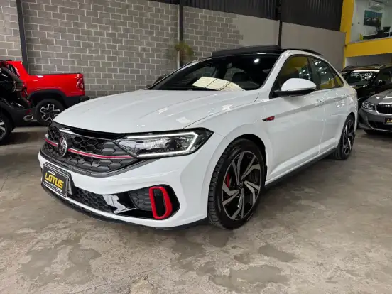 VOLKSWAGEN-JETTA-2023