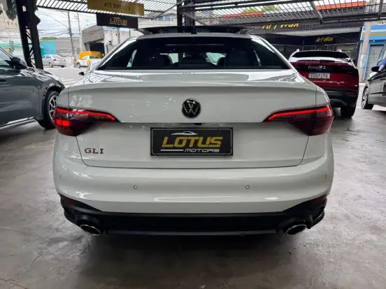 VOLKSWAGEN-JETTA-2023