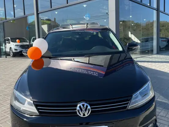 VOLKSWAGEN-JETTA-2.0 TSI HIGHLINE 200CV GASOLINA 4P TIPTRONIC VOLKSWAGEN-JETTA-2013