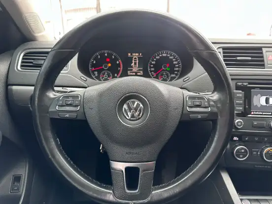 VOLKSWAGEN-JETTA-2.0 TSI HIGHLINE 211CV GASOLINA 4P TIPTRONIC VOLKSWAGEN-JETTA-2012