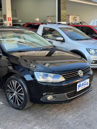 VOLKSWAGEN-JETTA-2014